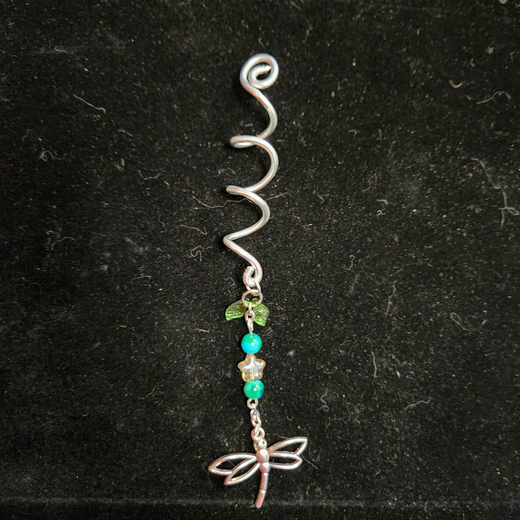 Leafy Dragonfly Hair Twist